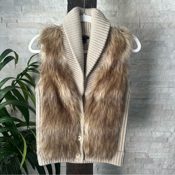 ANN TAYLOR Wool Cashmere Blend Sweater Knit Faux Blonde Fur Vest Size S Petite - Picture 2 of 5